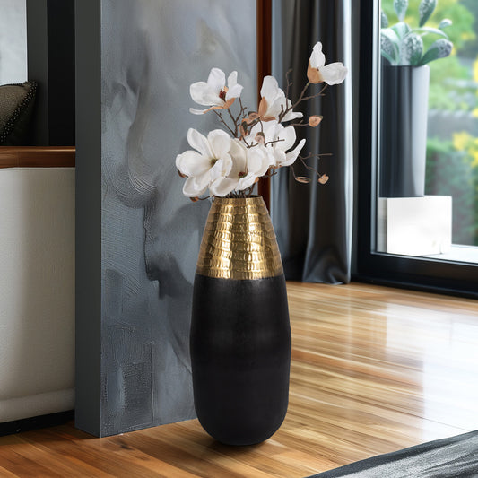 Black/Gold Vase