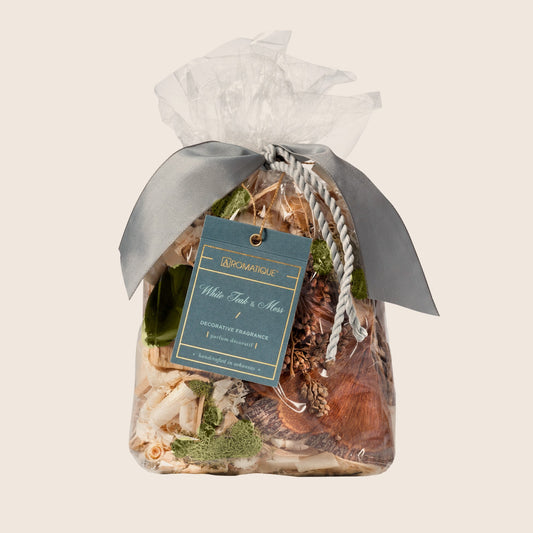 White Teak & Moss Potpourri